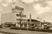 人に「素敵」を。ー中古車販売店