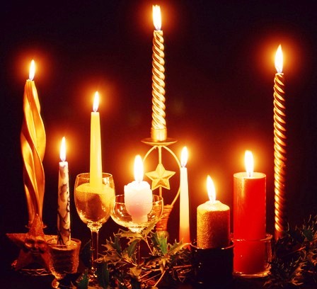 ２０１１年１２月―電力不足？の聖夜。クリスマスキャンドルの灯は、ゆれているかい？